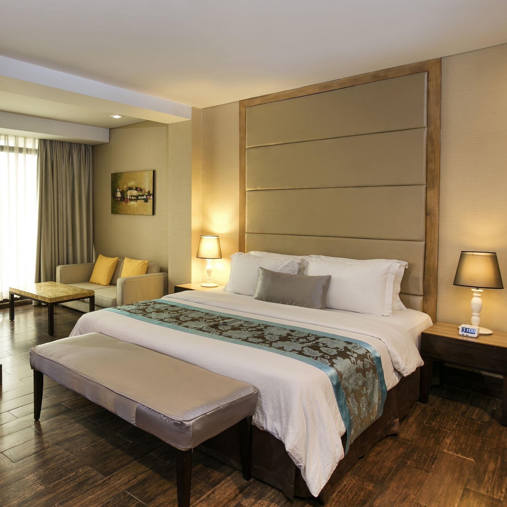 Goldberry Suites & Hotel Mactan Мактан Екстер'єр фото
