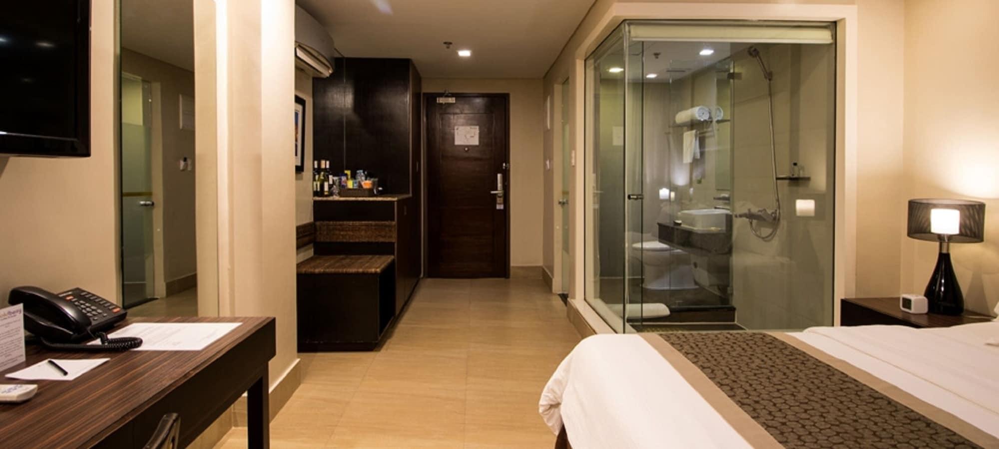 Goldberry Suites & Hotel Mactan Мактан Екстер'єр фото